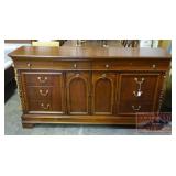 Quality Lexington 11 Drawer Dresser.