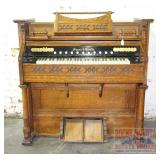 Victorian Mason & Hamlin 1/4 Sawn Oak Pump Organ.