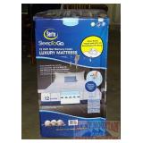 New Serta Queen 12' Gel Memory Foam Mattress.