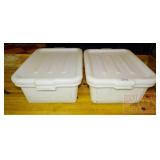2 Plastic Storage Containers with Lids. 2 Plastic Storage Containers with Lids.
