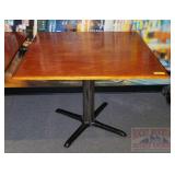 Single Pedestal Dining Table. 29'X29' Single Pedestal Dining Table. 29'X29'