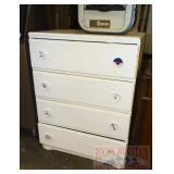 Vintage 4 Drawer Chest of Drawers. 38' high.
