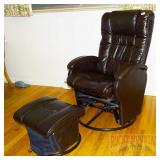 Modern Style Leather Recliner w/Foot Stool. Modern Style Leather Recliner w/Foot Stool.