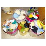 5 Tins w/ Assorted Yarn. 5 Tins w/ Assorted Yarn.