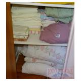 Assorted Sheets, Pillow Cases and Blankets. Assorted Sheets, Pillow Cases and Blankets.