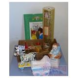 Lead Soliders, Toys, Vintage Planters & More. Lead Soliders, Toys, Vintage Planters & More.
