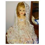 Vintage Walking Doll w. Sleeper Eyes. Vintage Walking Doll w. Sleeper Eyes.