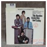 Beatles 'Yesterday & Today' ST 2553 LP.