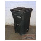 Rolling Dumpster w/ Lid.