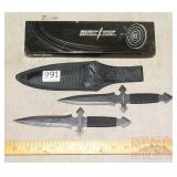 New Perfect Point Dagger Style Throwing Knife Set.