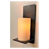 LIGHT FIXTURES/WALL-MOUNT