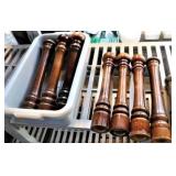 PEPPER MILLS (8) IN BUS TUB