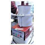 ROBOT COUPE R2/3 QT (NOT WORKING)