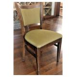 DINING CHAIR/WOOD/CUSHIONED BACK & SEAT
