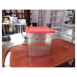 FOOD STORAGE CONTAINERS 8 QT W/LIDS