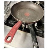Saute pans, 8"