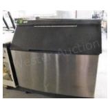 MANITOWOC 900 lb ice Bin/S970