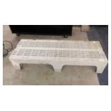 Plastic Dunnage Rack/21X60