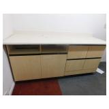Counter with storage, 25.5 x 80 x 37