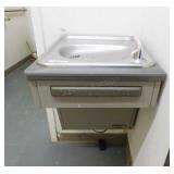 Elkay water fountain