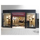 Glass store façade w/double doors, 336 x 209