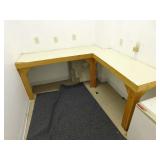 Custom work top table L-shaped, 25 x 33