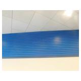 Slat wall, Approx. 100