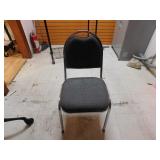 Stackable chairs (YOUR BID TIMES 5)