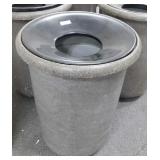 Trash Can with Liner