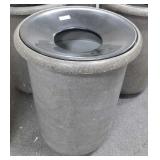 Trash Can with Liner