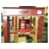 SHOP PRESS (30 TON)