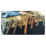 PIPE WRENCHS, VARIOUS SIZE