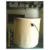 Vintage enemal pot w/black trim
