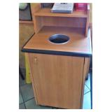 TRASH CAN RECEPTACLE