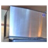 MANITOWAC ICE MACHINE, MODEL SD0452A