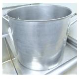 STOCK POT, 16 QT, 13 WIDE X 12 DEEP