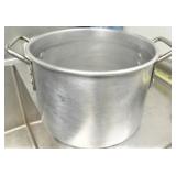 STOCK POT, 12 QT, 12 WIDE X 10 DEEP