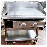 27" Mirror Flat Top Griddle / missing drain pan