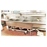 3 Compartment Sink w/ Over shelf 30"x11