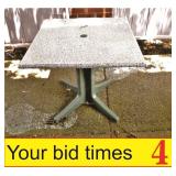 Outdoor Poly Top Table 31"x31"