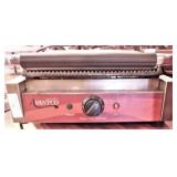ADVANTCO Grooved Panini Press