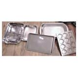 (6) Assorted Baking Pans