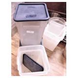 22 Qt Food Storage Continers-(4)