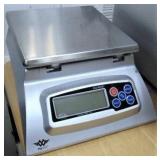 MYWEIGH  Digital Scale / Model KD-8000