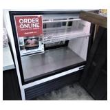 TRUE Refrigerated Deli Case / COOLING