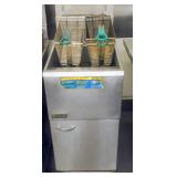 FRYER