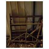 6 pieces of short scaffolding