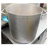 Stock pot