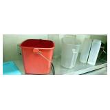 Assorted plastic wares