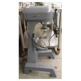 HOBART 20 qt Mixer w/ Dough Hook